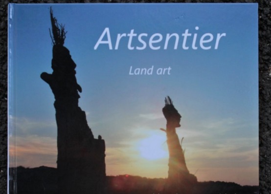 長沙市譚力礦產品有限公司,長沙礦產品銷售,工藝品銷售,鉆石飾品批發(fā)