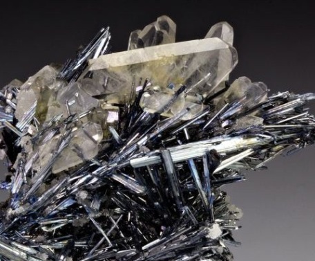 長(zhǎng)沙市譚力礦產(chǎn)品有限公司,長(zhǎng)沙礦產(chǎn)品銷(xiāo)售,工藝品銷(xiāo)售,鉆石飾品批發(fā)