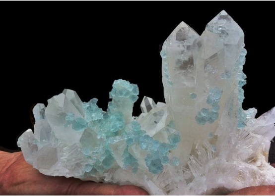 長(zhǎng)沙市譚力礦產(chǎn)品有限公司,長(zhǎng)沙礦產(chǎn)品銷(xiāo)售,工藝品銷(xiāo)售,鉆石飾品批發(fā)